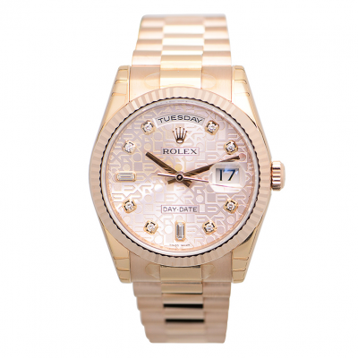2021 New Rolex Day-date 36MM Logo Embossed Pink Face Diamonds Index Female Rose Gold Watch Replica